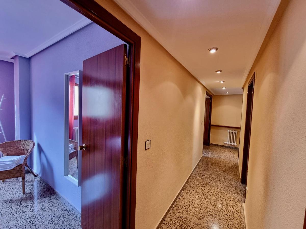 Apartamento Montse Сарагоса Екстер'єр фото