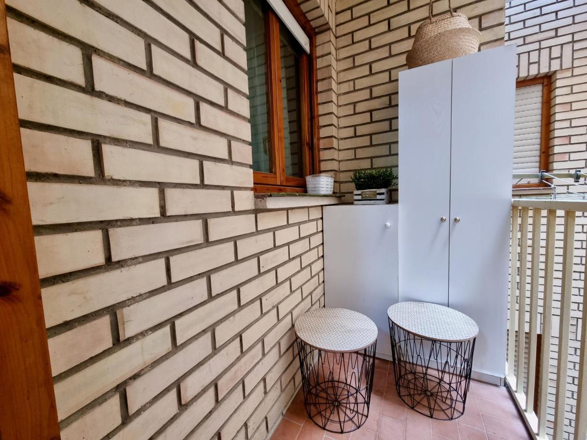 Apartamento Montse Сарагоса Екстер'єр фото